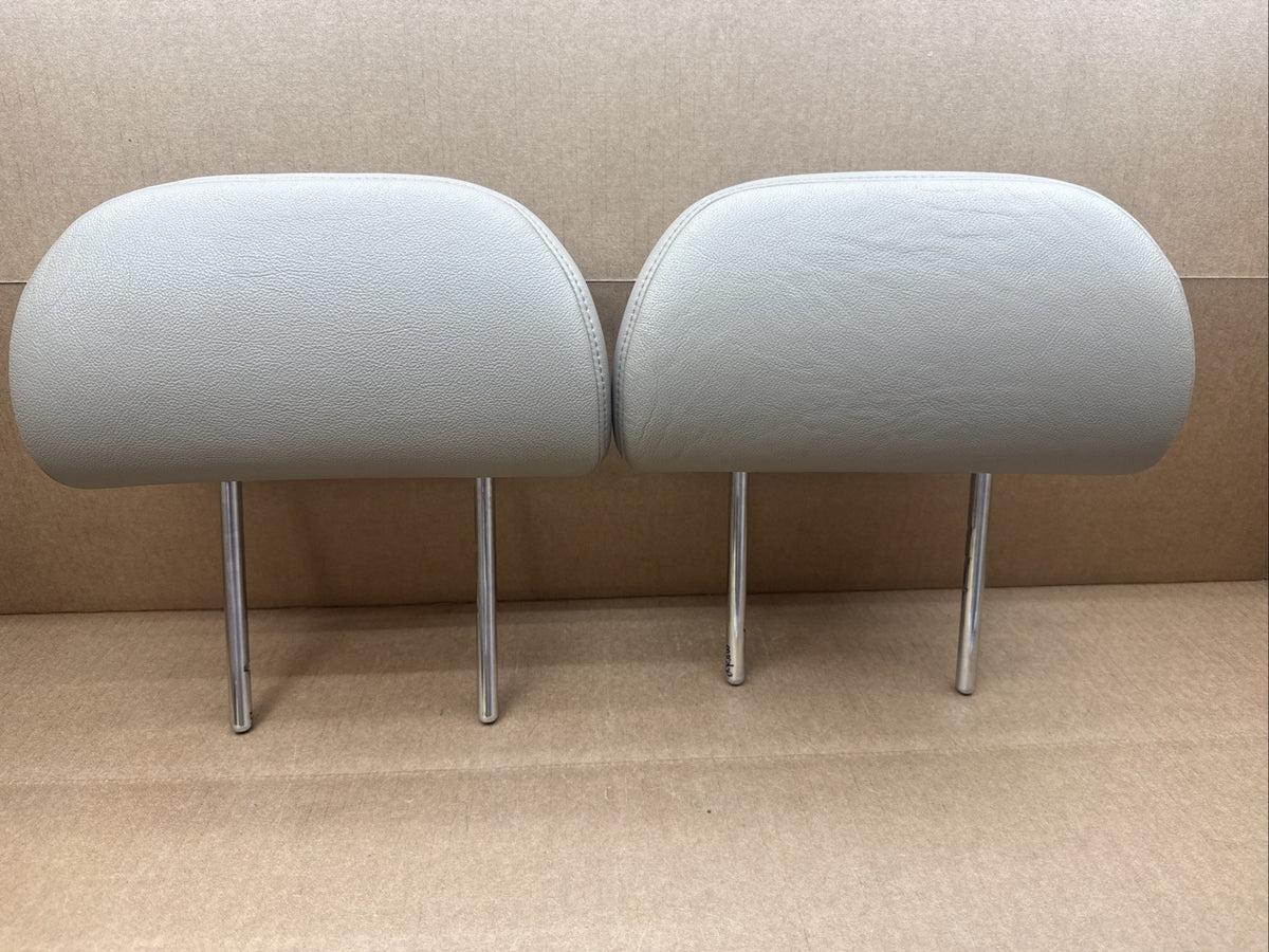 2008 2013 Toyota Highlander 2nd Row Rear Black Leather Headrest Set of 2 OEM Tan0