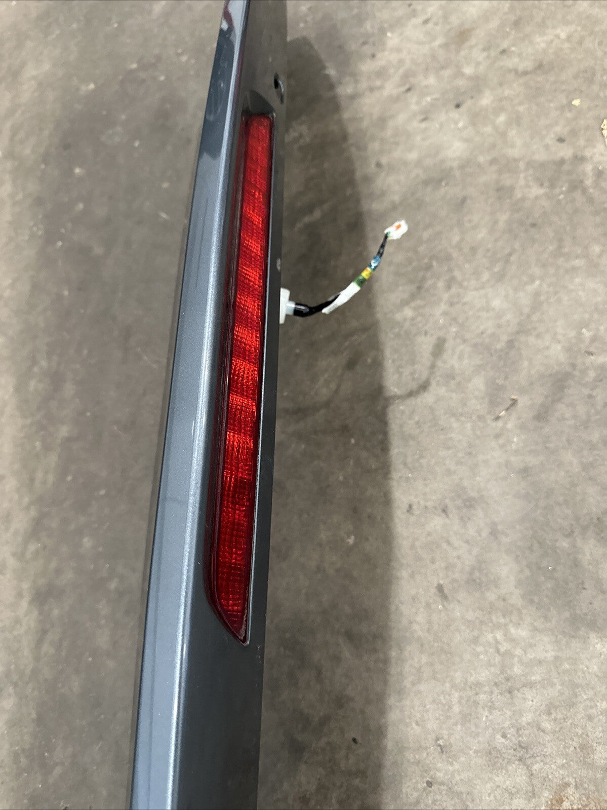 2007 2015 MAZDA CX 9 CX9 REAR LIFT GATE SPOILER 3RD THIRD BRAKE GRAY 39T3