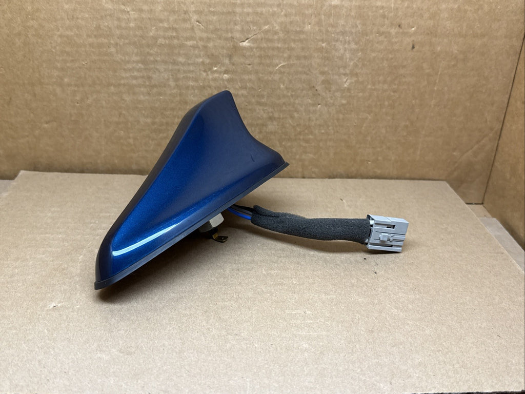 2017 2022 Kia Niro Roof Mounted Radio Audio Antenna Blue 96210 G5120C3U1