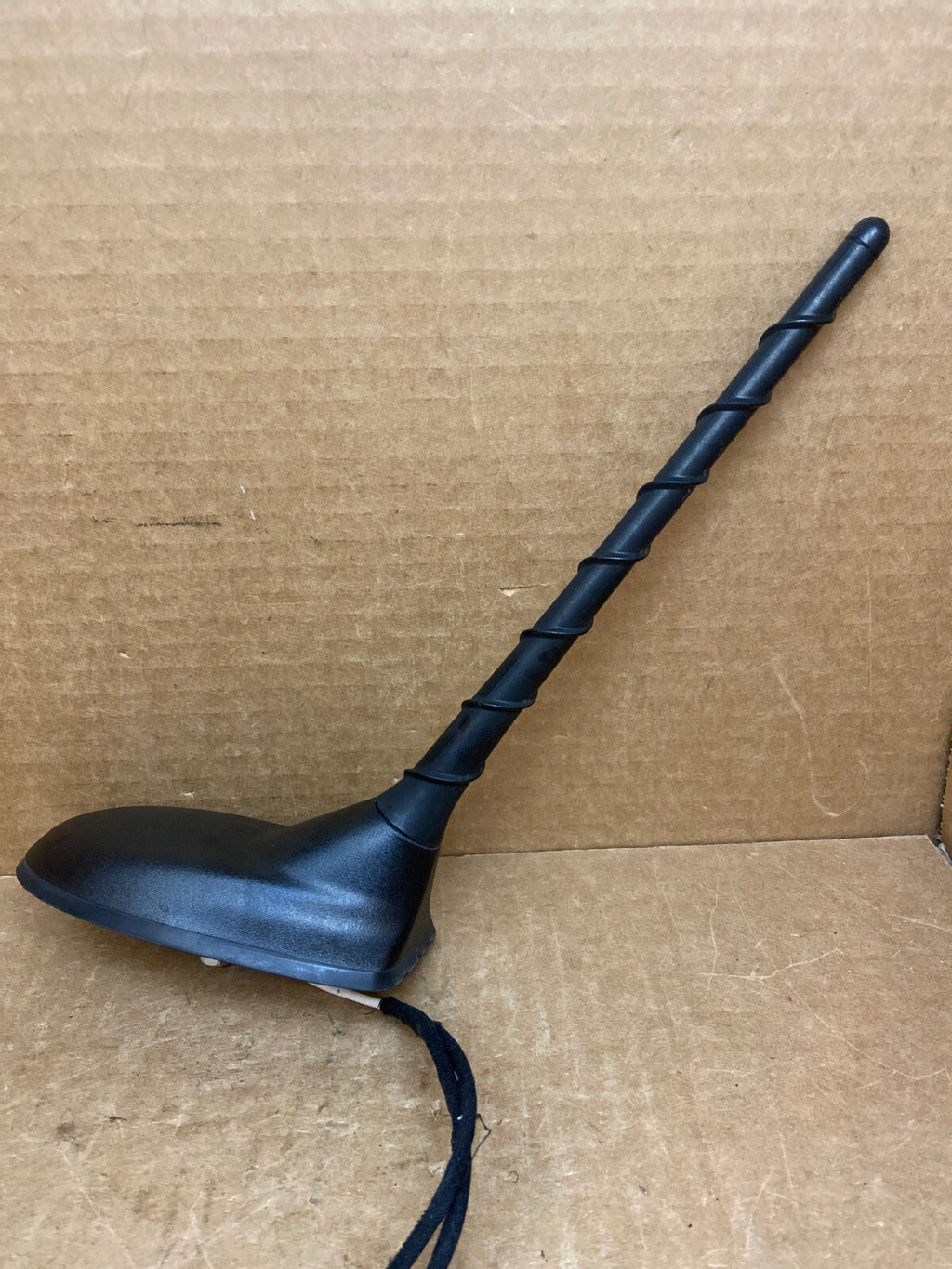 14 15 Jeep Cherokee Rear Roof Mounted Antenna OEM P05091031AB1