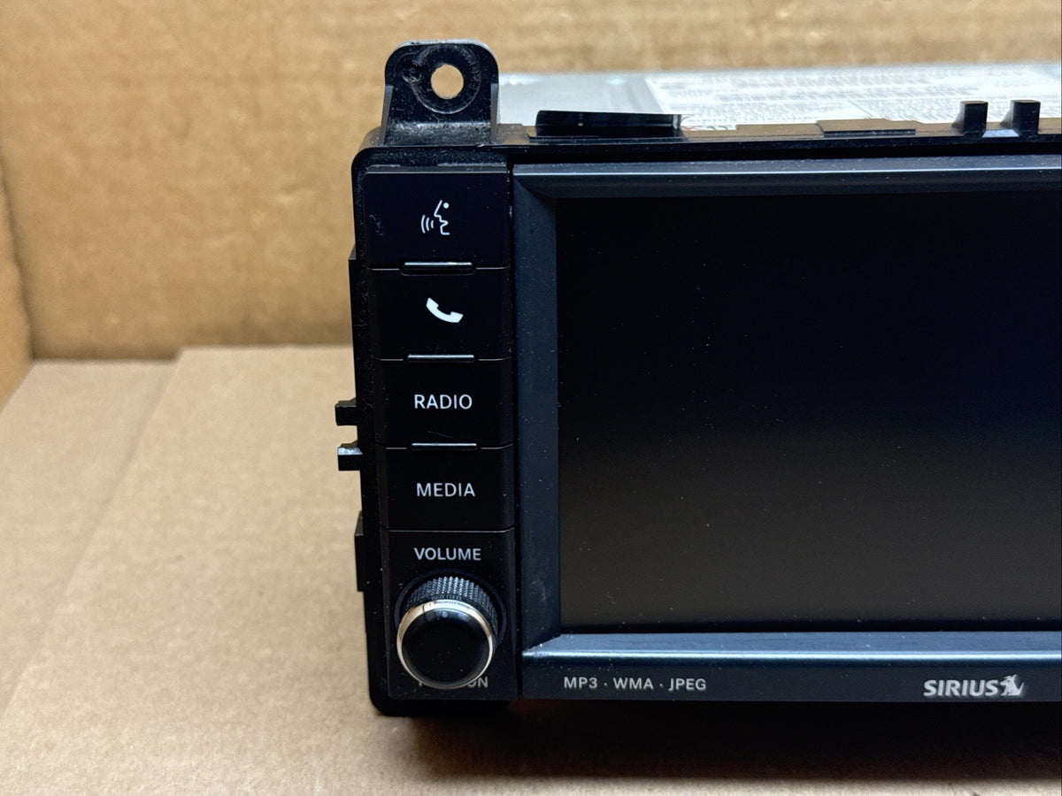 2011 2013 Jeep Grand Cherokee Radio RBZ P05064885AH 05064885AH2