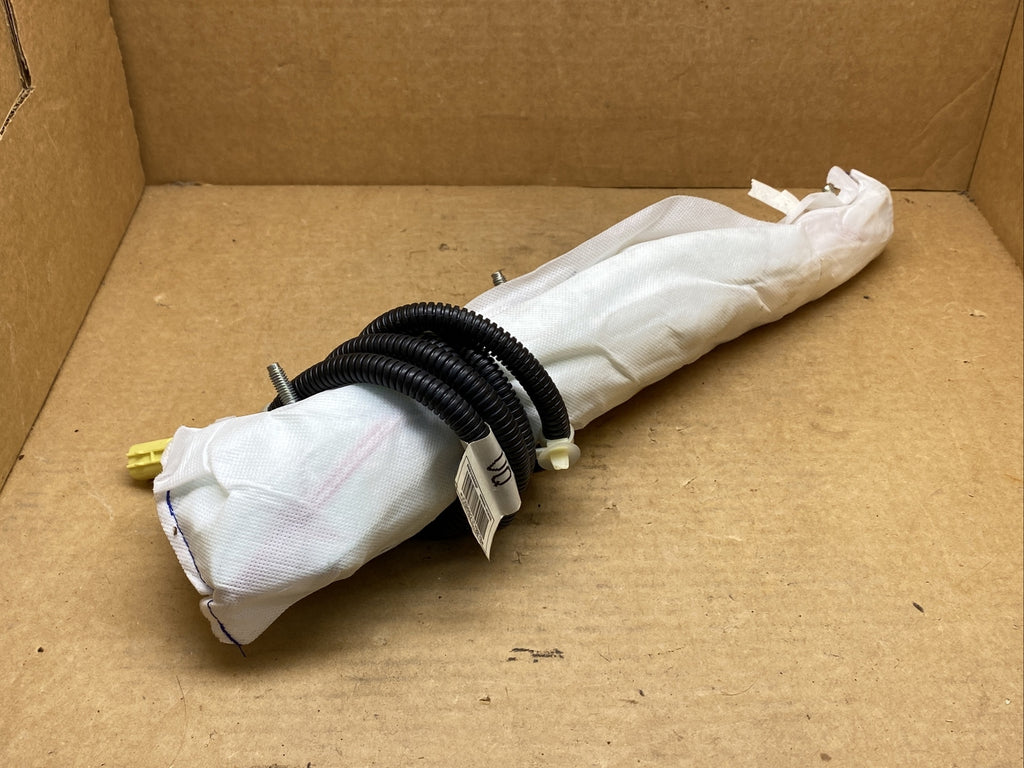 2010 2014 Kia Sedona Front Right Side Passenger Seat Air Bag Airbag 88920 4D0005