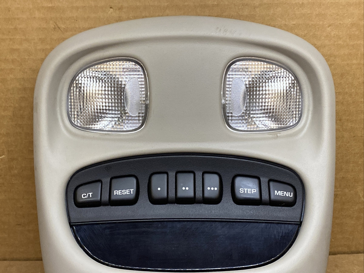 99 04 Jeep Grand Cherokee Overhead Console Interior Map Dome Light 56042749AH1