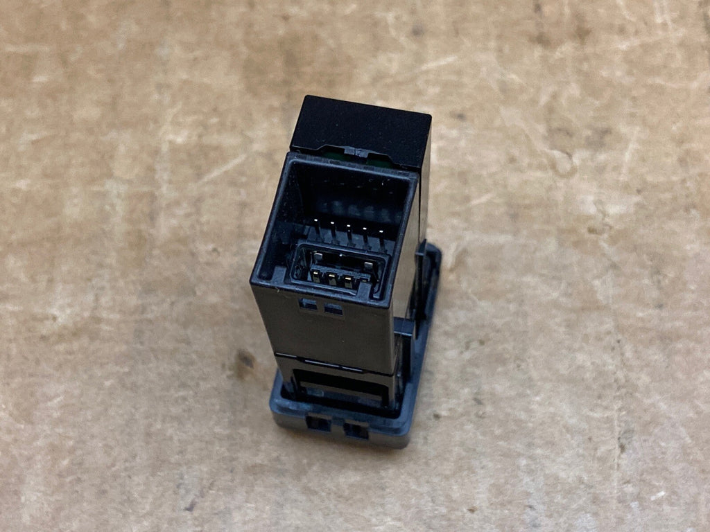 2012  2015 Toyota Camry AUX USB Outlet Adapter 86190 06030 OEM7
