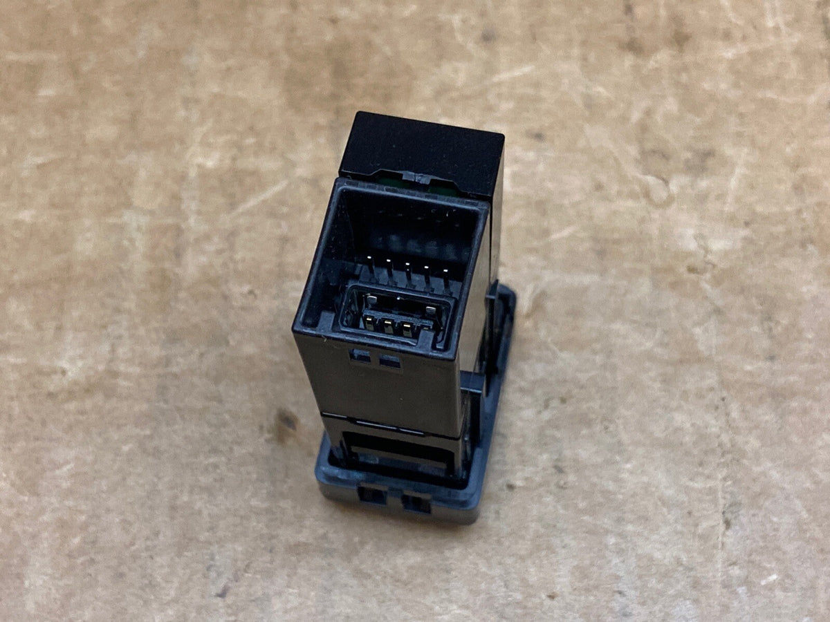 2012  2015 Toyota Camry AUX USB Outlet Adapter 86190 06030 OEM7