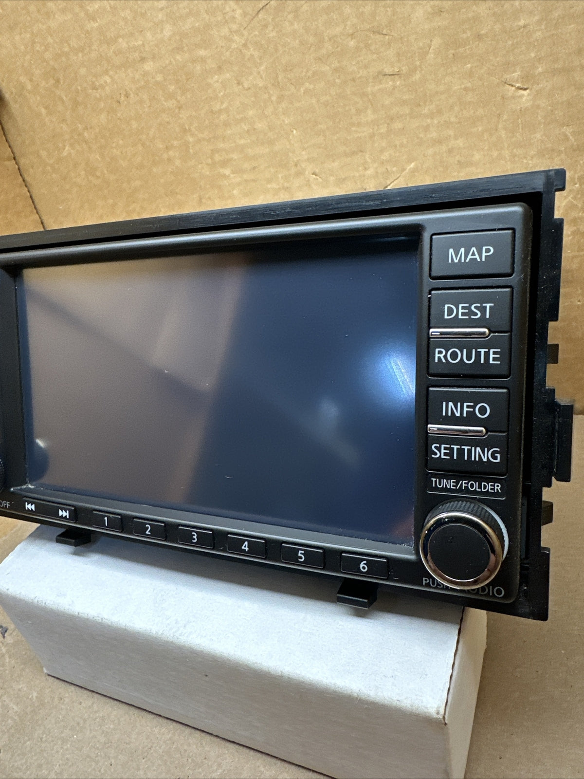 2010 2013 Nissan Altima Audio Radio Stereo Info Display Screen 25915 ZX04A2