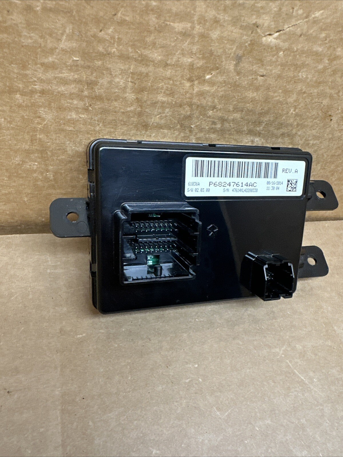 14 23 Cherokee Temperature Temp Climate Control Module P68247614AC 68247614AC2