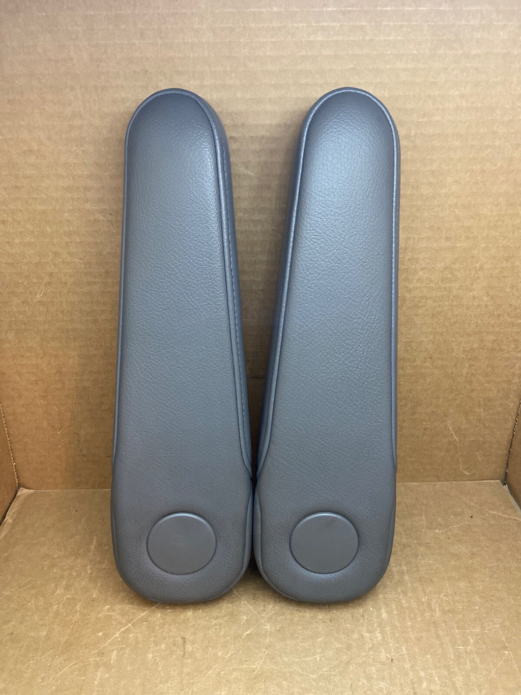 2005 2010 Odyssey Front Driver Passenger Seat Arm Rest Armrest Pair Dark Gray0