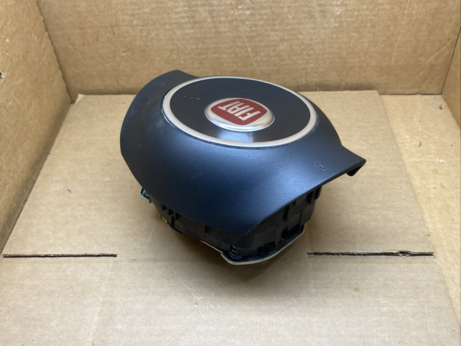 2012 2019 Fiat 500 Front Left Driver Side Steering Wheel Air Bag Airbag Black11