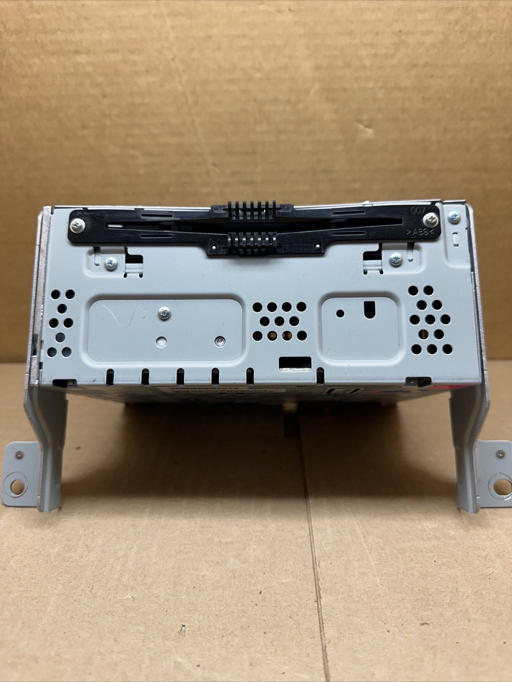 2017 2019 Ford Taurus Radio Stereo Receiver Disc Reader DG1T 19C107 LE0