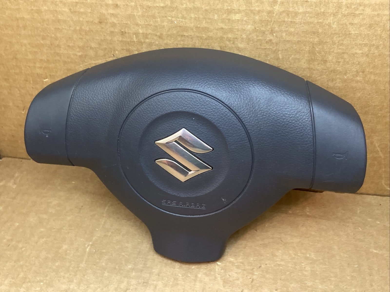 Suzuki SX 4 SX4 Front Left Driver Side Steering Wheel Air Bag Airbag Black3