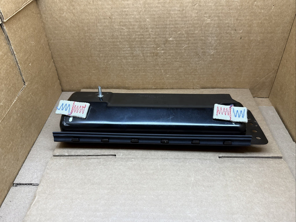 2020 2026 Ford Explorer Front Right Side Passenger Knee Air Bag Airbag1