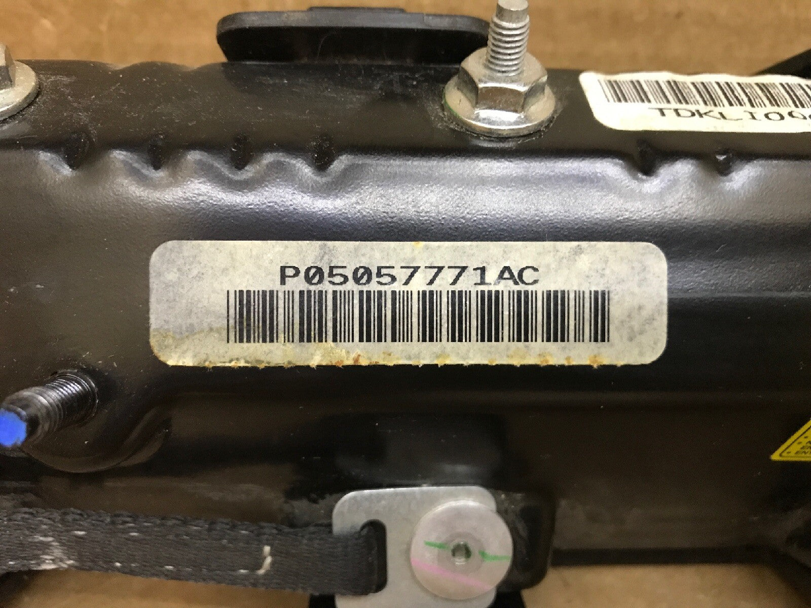 11 20 Grand Caravan Town Country Front Left Driver Side Knee Air Bag Airbag OEM2