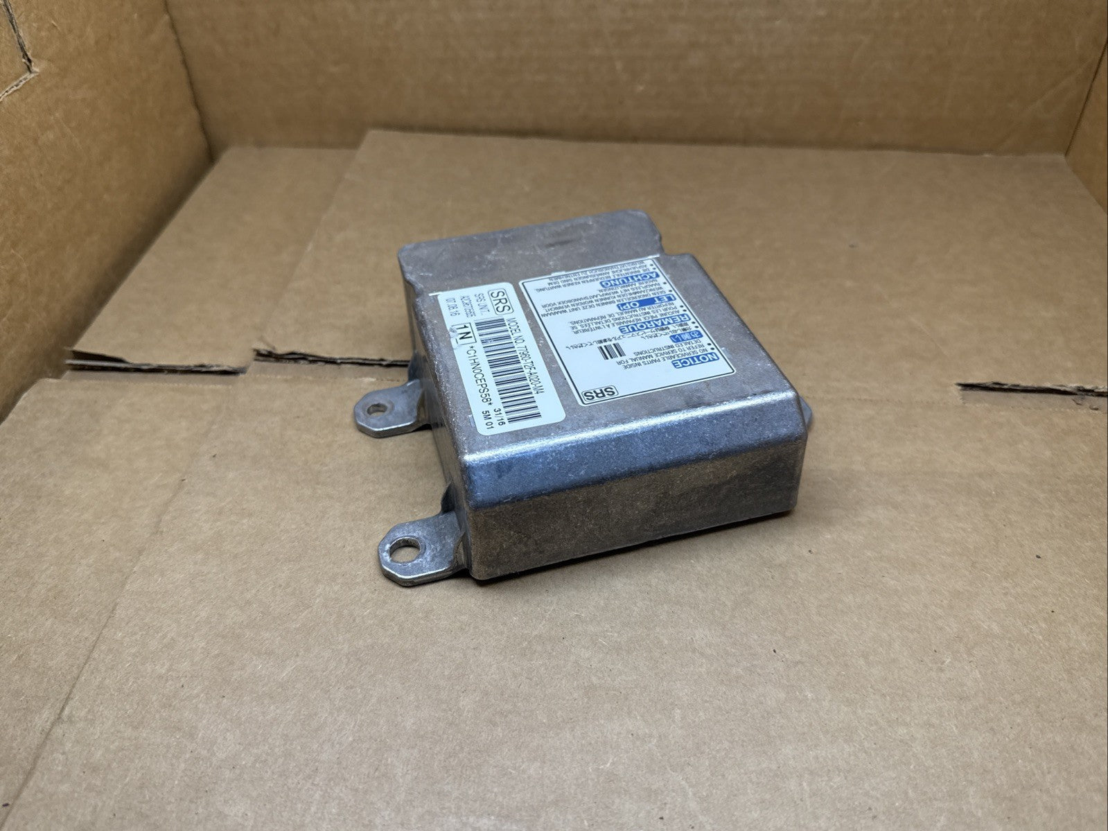 2016 2017 Honda Accord SRS AirBag Air Bag Control Module OEM 77960 T2F A020 M44