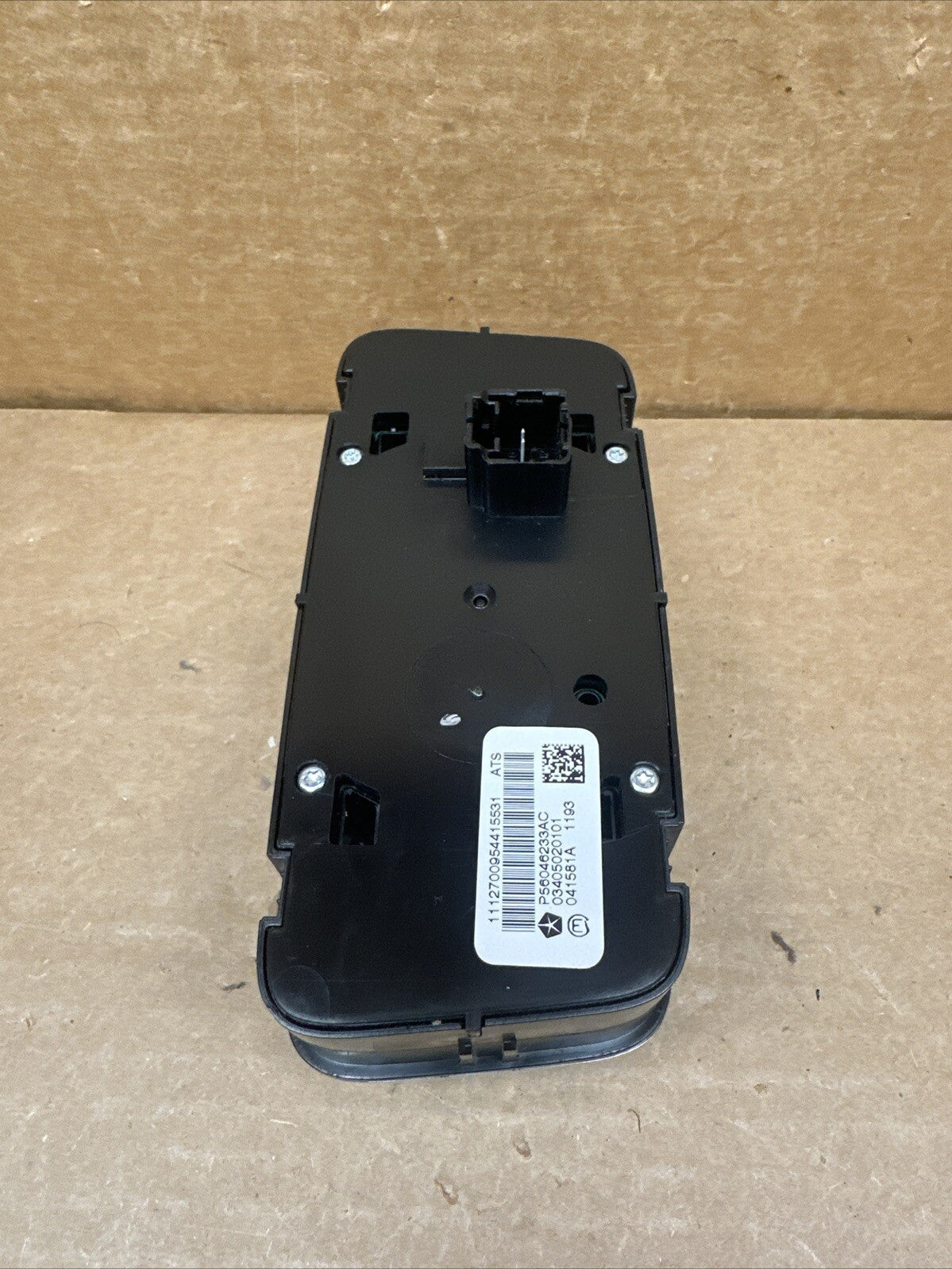 2011 2013 Grand Cherokee Center Console Transfer Case Suspension Switch OEM7