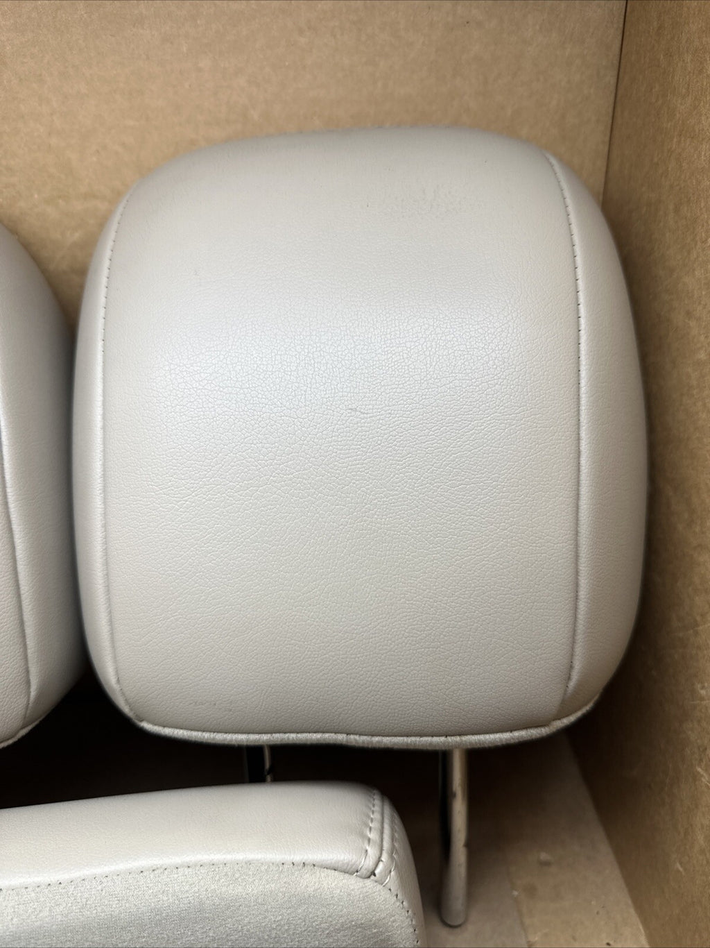 2013 2018 Pathfinder QX60 Rear Seat 2nd Row Headrest Head Rest Set Tan Leather6