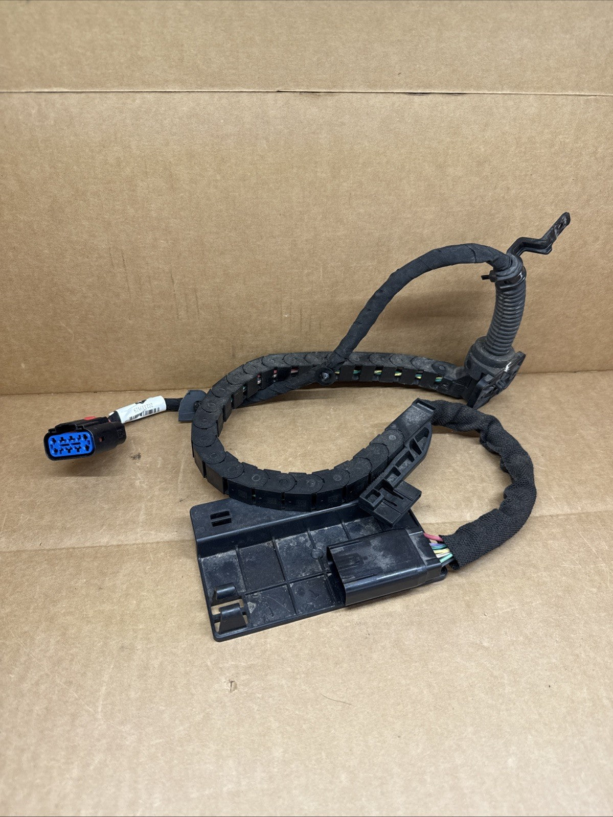 2021 2024 Chrysler Pacifica Right Side Door Track Wire Harness 68360881AB0