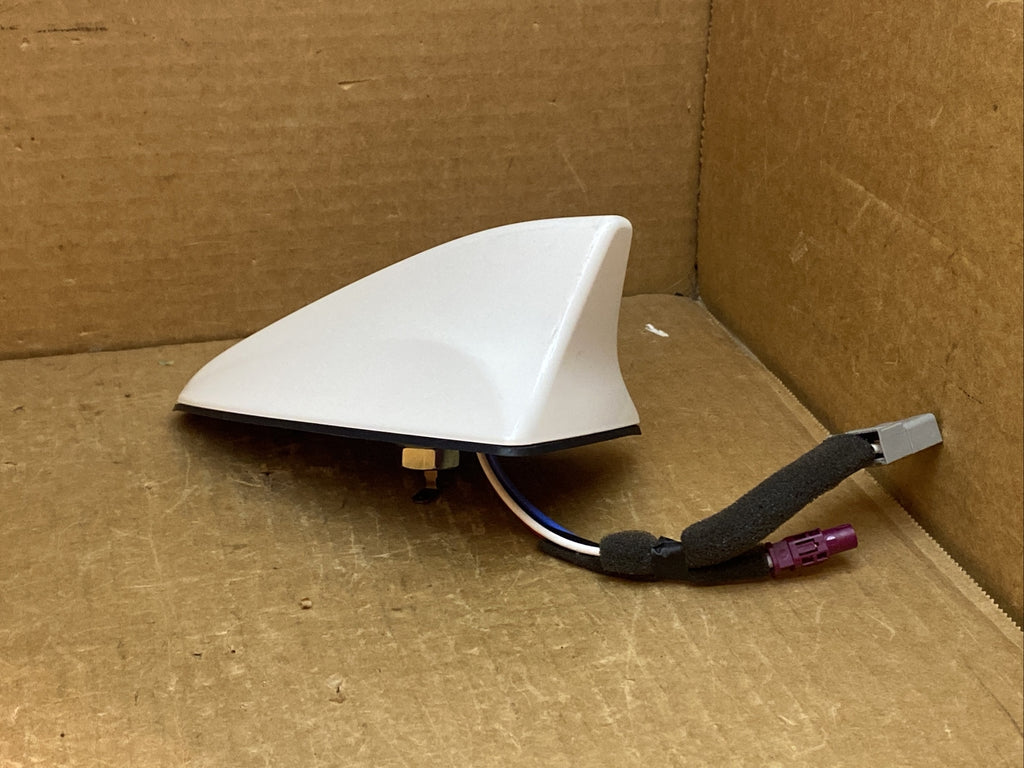 2013 2018 Hyundai Santa Fe Sport Shark Fin Antenna White Pearl 96210 4Z100SWP7