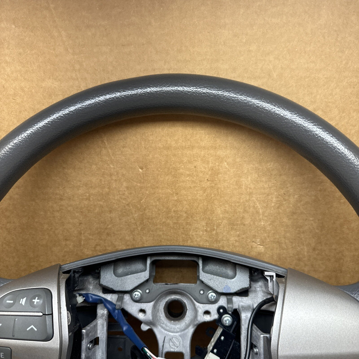 2007 2011 Toyota Camry Steering Wheel Rubber Switches Ash Gray FB135