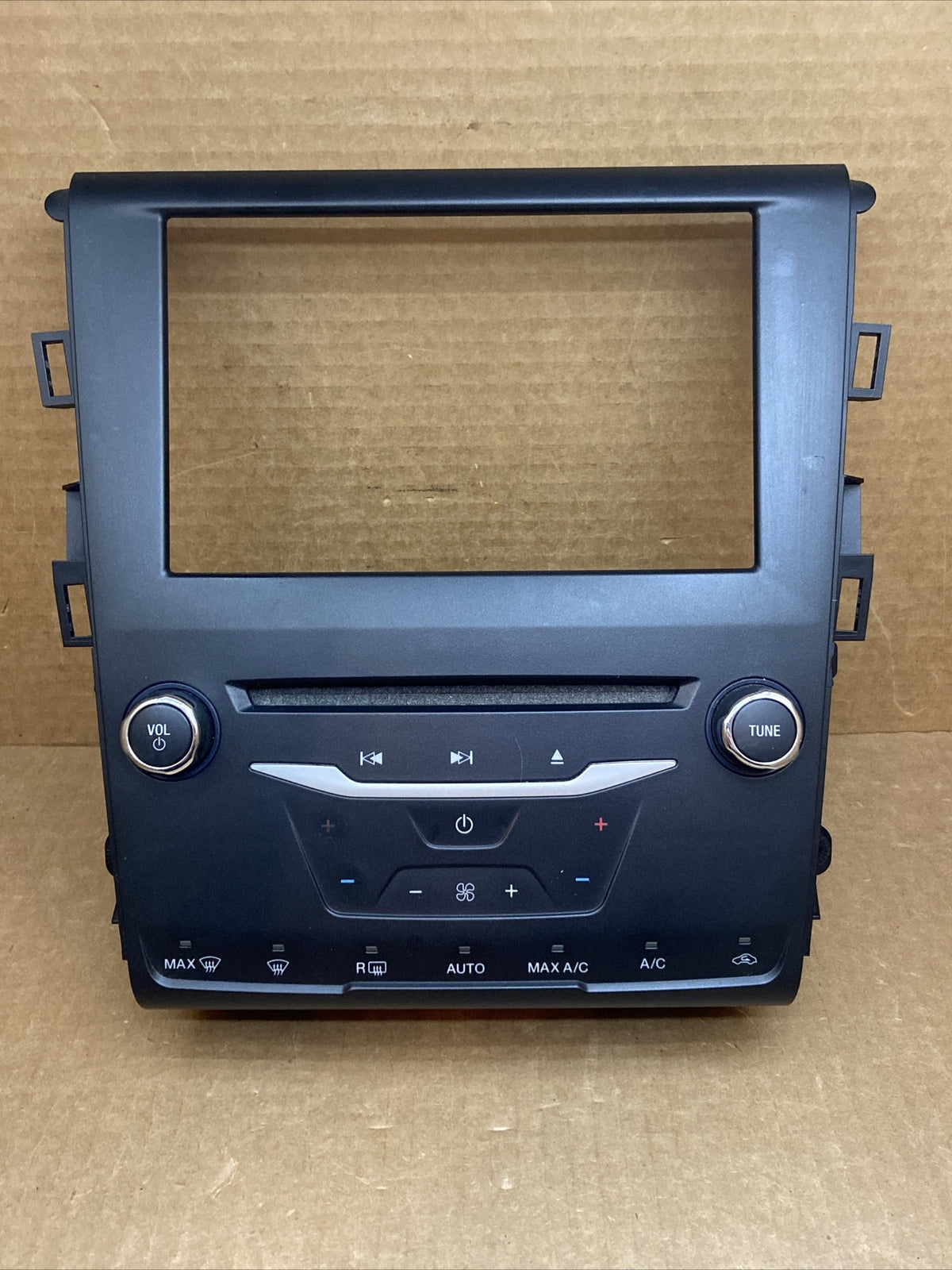 14 15 Ford Fusion Temp Temperature Climate Radio Control Bezel DS7T 18E245 MN0