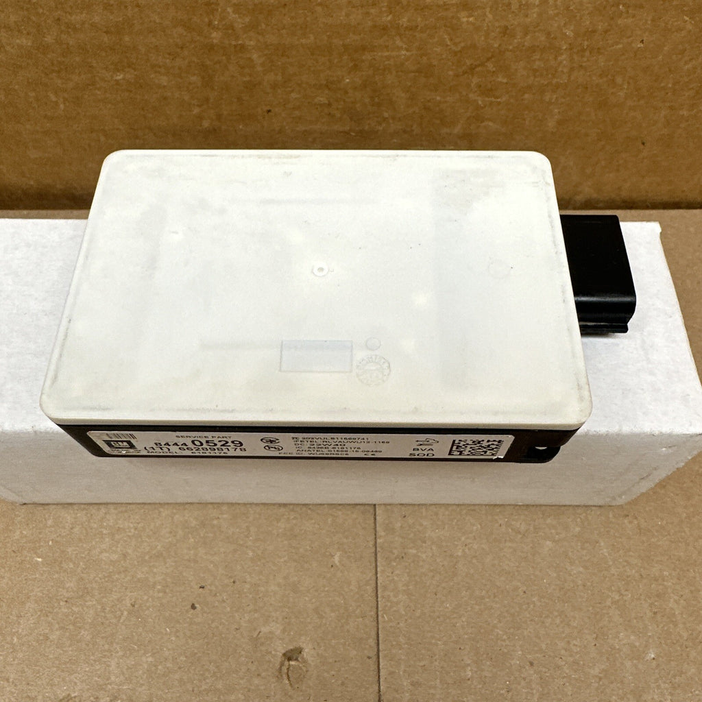 2015 2017 Acadia Enclave Traverse Bumper Blind Spot Module Sensor 844405291