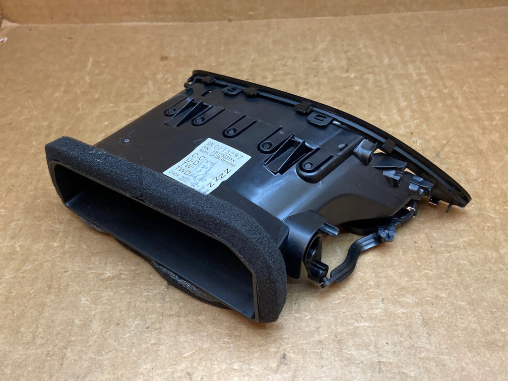 15 20 Dodge Challenger Front Right Side Dashboard A/C Heat Air Vent Outlet OEM4