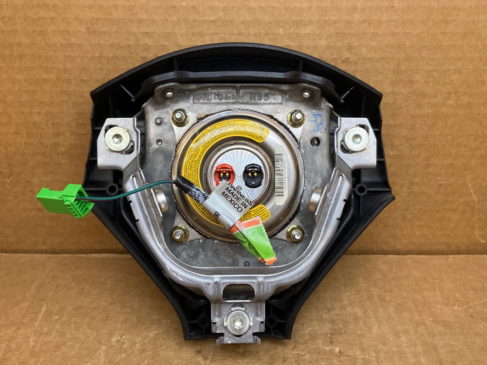SUBARU LEGACY OUTBACK FRONT LEFT DRIVER SIDE STEERING WHEEL AIRBAG AIR BAG6
