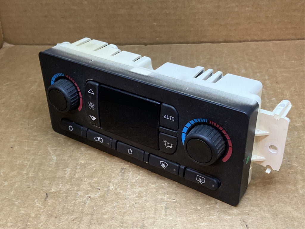 2003 2004 Tahoe Yukon Escalade Dash Digital Climate Temp Temperature Control OEM6