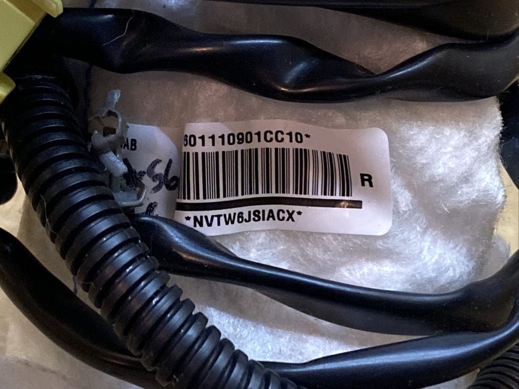 2007 2010 Infiniti QX56 Front Right Side Passenger Seat Air Bag Airbag3