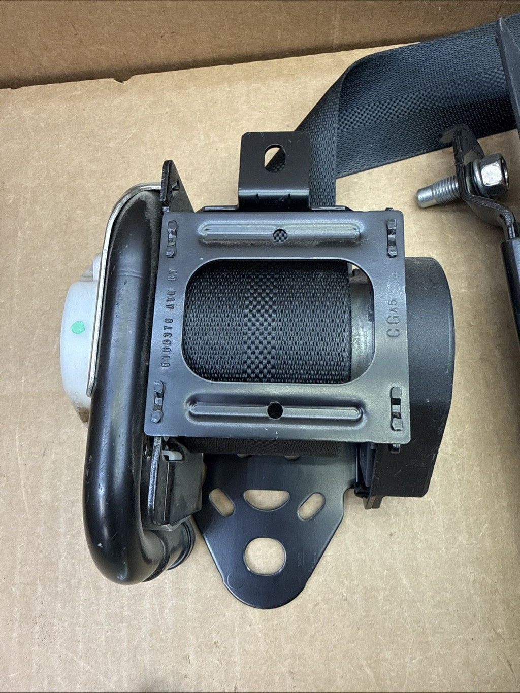 2018-2025 Eclipse Cross Front Right Passenger Side Seat Belt Seatbelt Retractor1