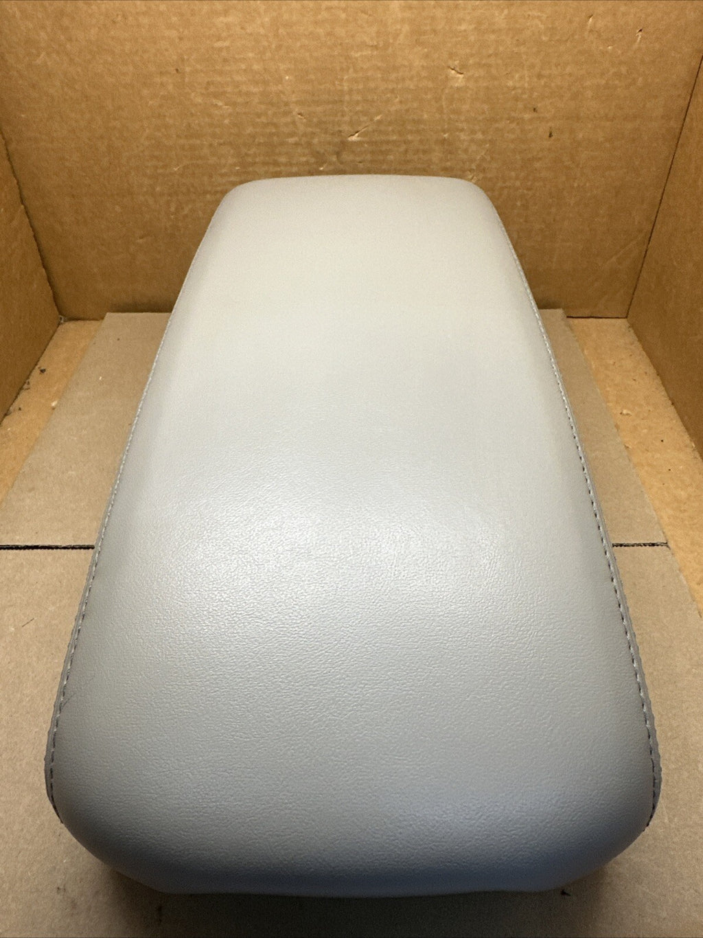 2009 2014 Nissan Maxima Center Console Lid Cover Top Arm Rest Armrest Gray K0