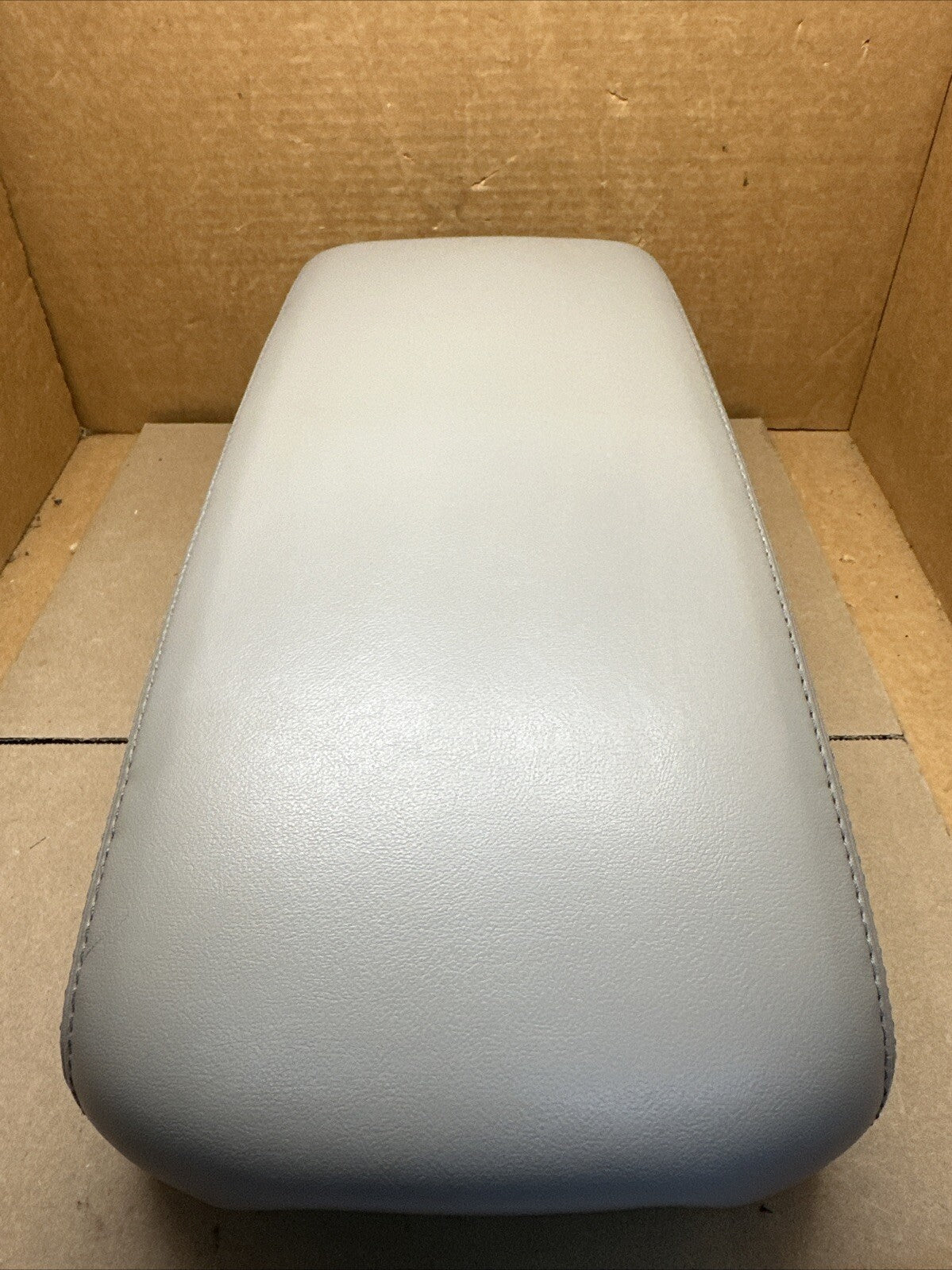2009 2014 Nissan Maxima Center Console Lid Cover Top Arm Rest Armrest Gray K0