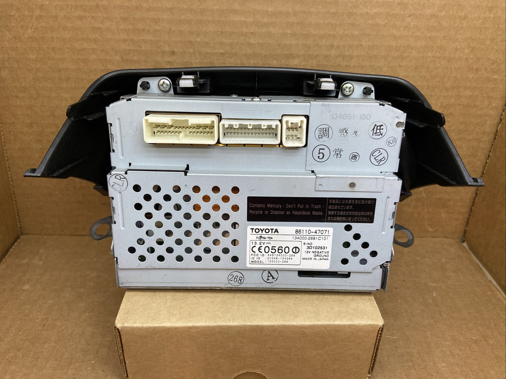 2004 2006 Toyota Prius Dash Information Radio Display Screen Map OEM 86110 470715