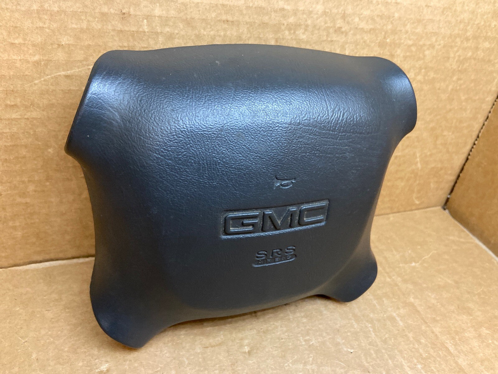 98 99 YUKON GMC PICKUP 1500 2500 DRIVER STEERING WHEEL AIR BAG AIRBAG 167611642