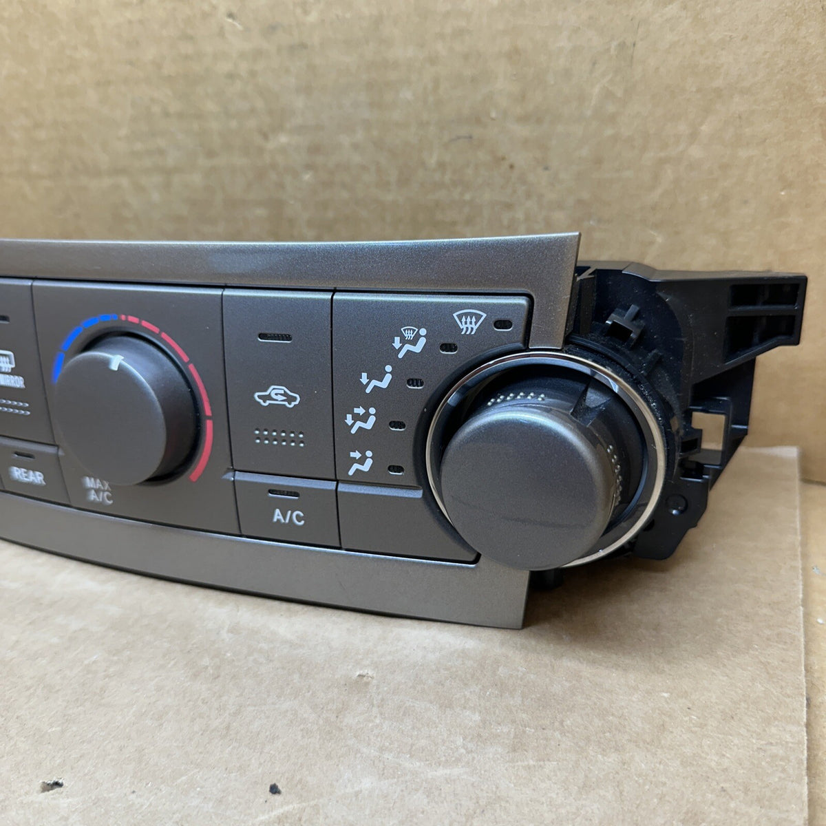 2011 2013 Toyota Highlander Temperature Temp Control Unit OEM 55900 485002
