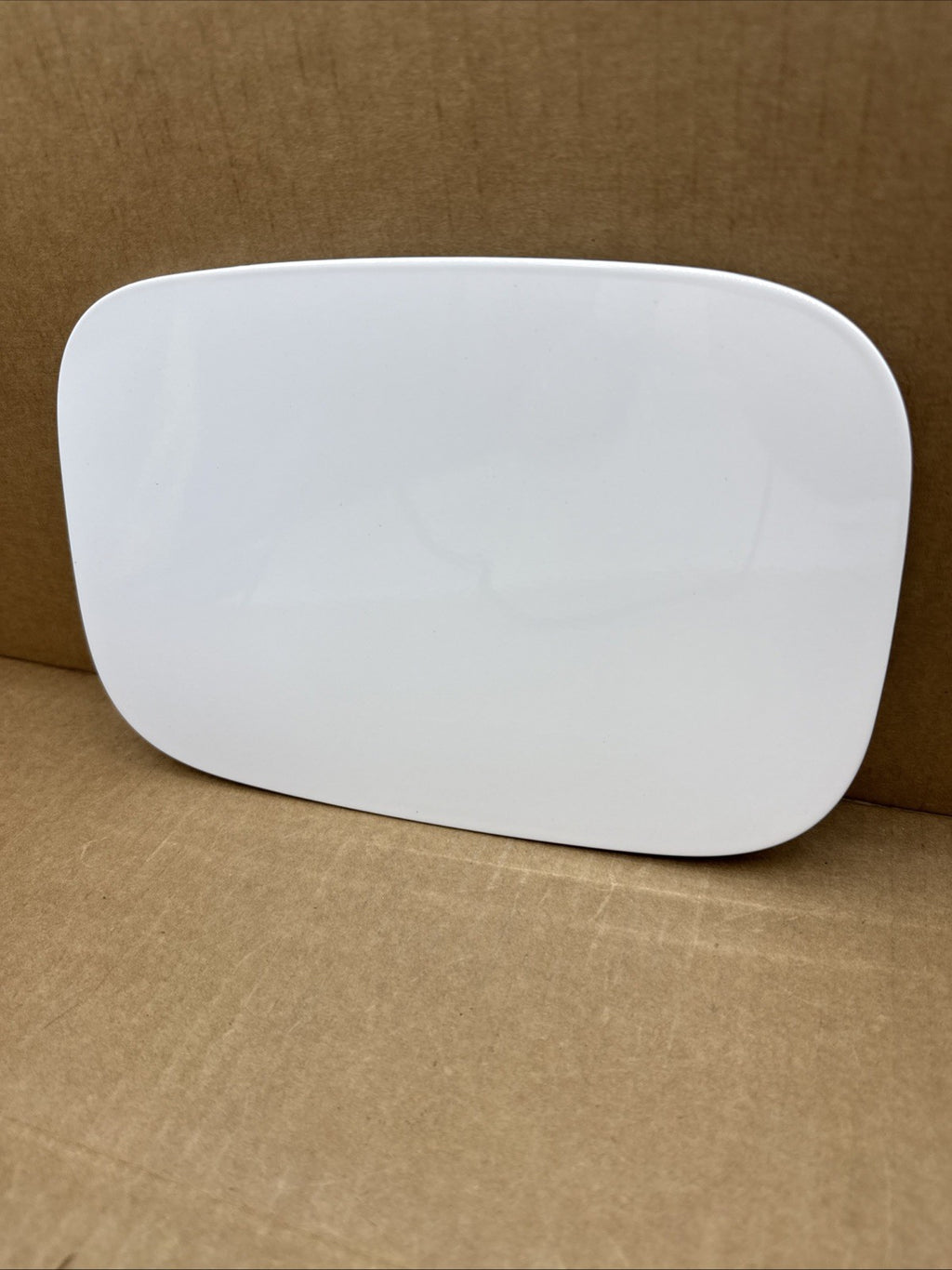 2021 2025 Kia Sorento Fuel Gas Tank Filler Door Lid Cover OEM White GWP2