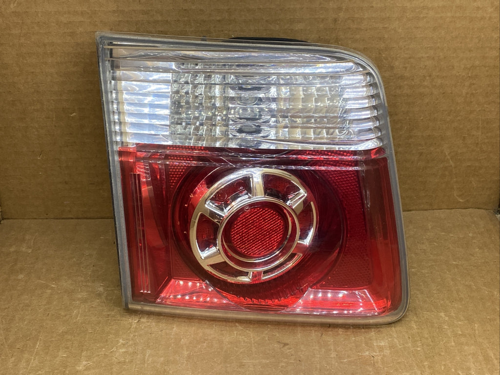 2007 2012 GMC Acadia Inner Tail Light Taillight Left Driver Side OEM 208119611