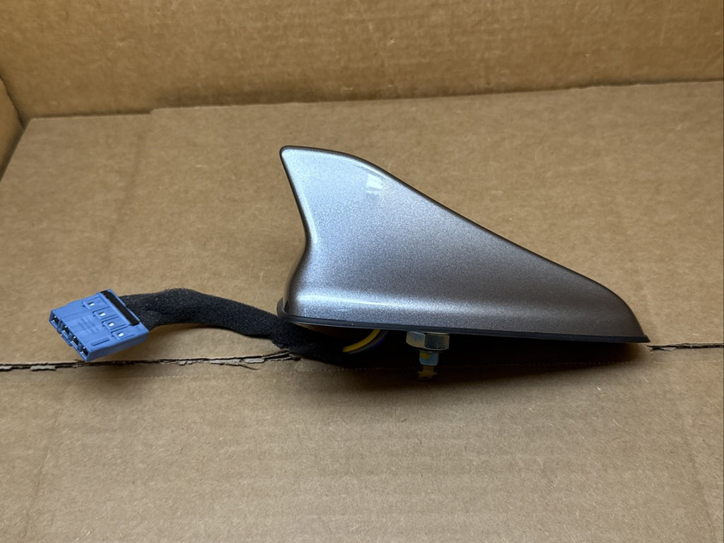 2019 2020 Hyundai Santa Fe Roof Shark Fin Radio Antenna Gray 96210 S2200S2C5