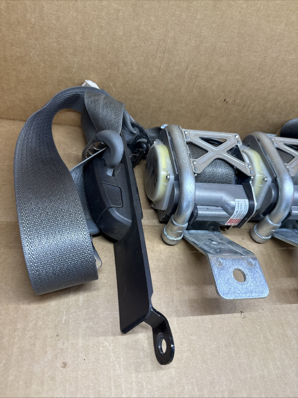 09 14 F 150 F150 Crew Cab Front Left Right Seat Belt Seatbelt Retractor Gray Set2