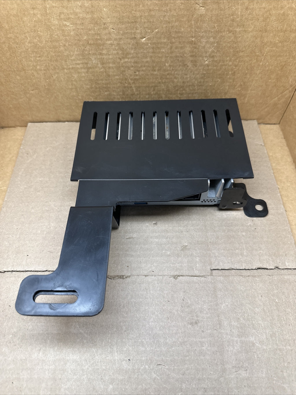 2011 2014 Hyundai Veloster Radio Amplifier Amp Mobis 963702V2013