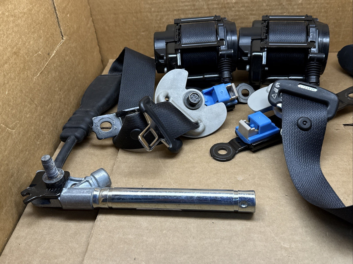 2019 2024 Kia Forte Front Driver Passenger Seat Belt Seatbelt Retractor Set Pair3