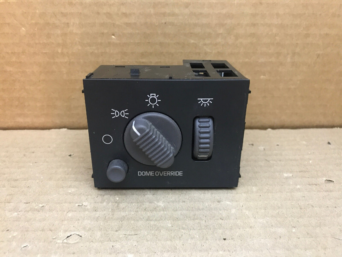 99 02 Silverado Sierra Tahoe Yukon Suburban Headlight Switch Control 157555950
