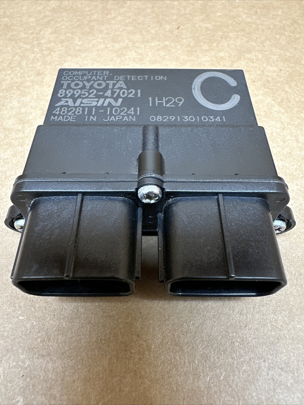 2010   2015 TOYOTA PRIUS SEAT OCCUPANT DETECTION MODULE  89952 47021 OEM5