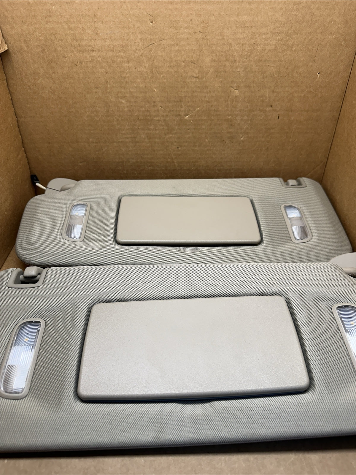 2015 2020 Escalade Tan Driver Passenger LH RH Sunvisor Pair Sun Visor OEM TAN3