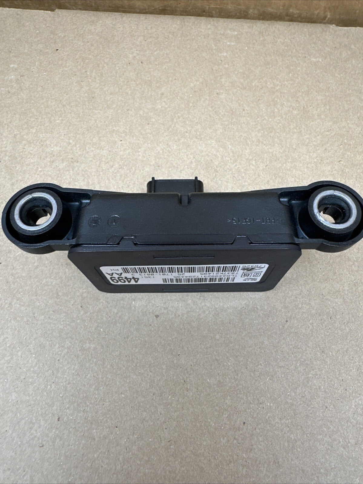 2018 Cadillac Escalade Yaw Rate Sensor Control Module 135144994