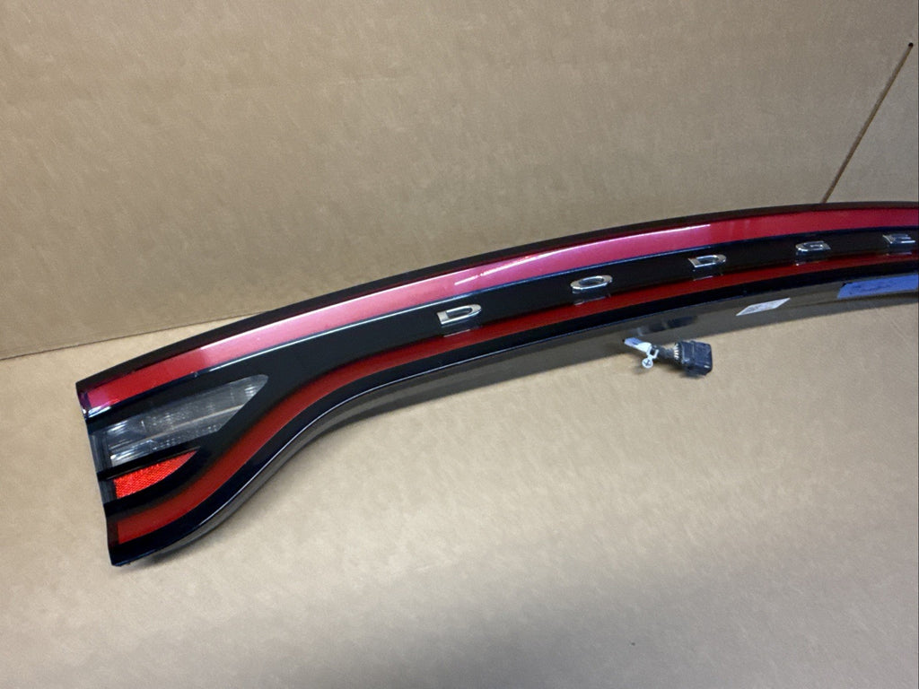 2015 2023 Dodge Charger Rear Trunk Lid Center Tail Light Taillight Panel OEM5