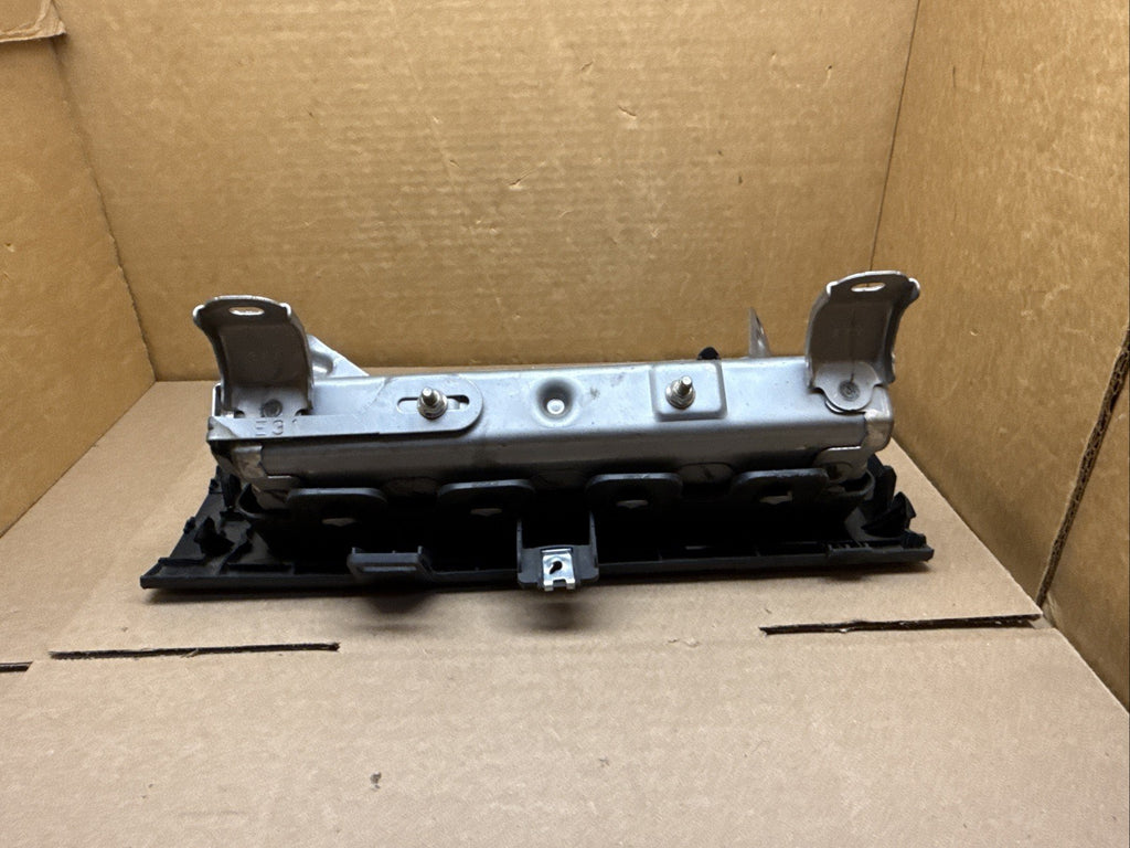 2014 2019 Toyota Yaris Front Left Side Driver Knee Lower Air Bag Airbag Black11
