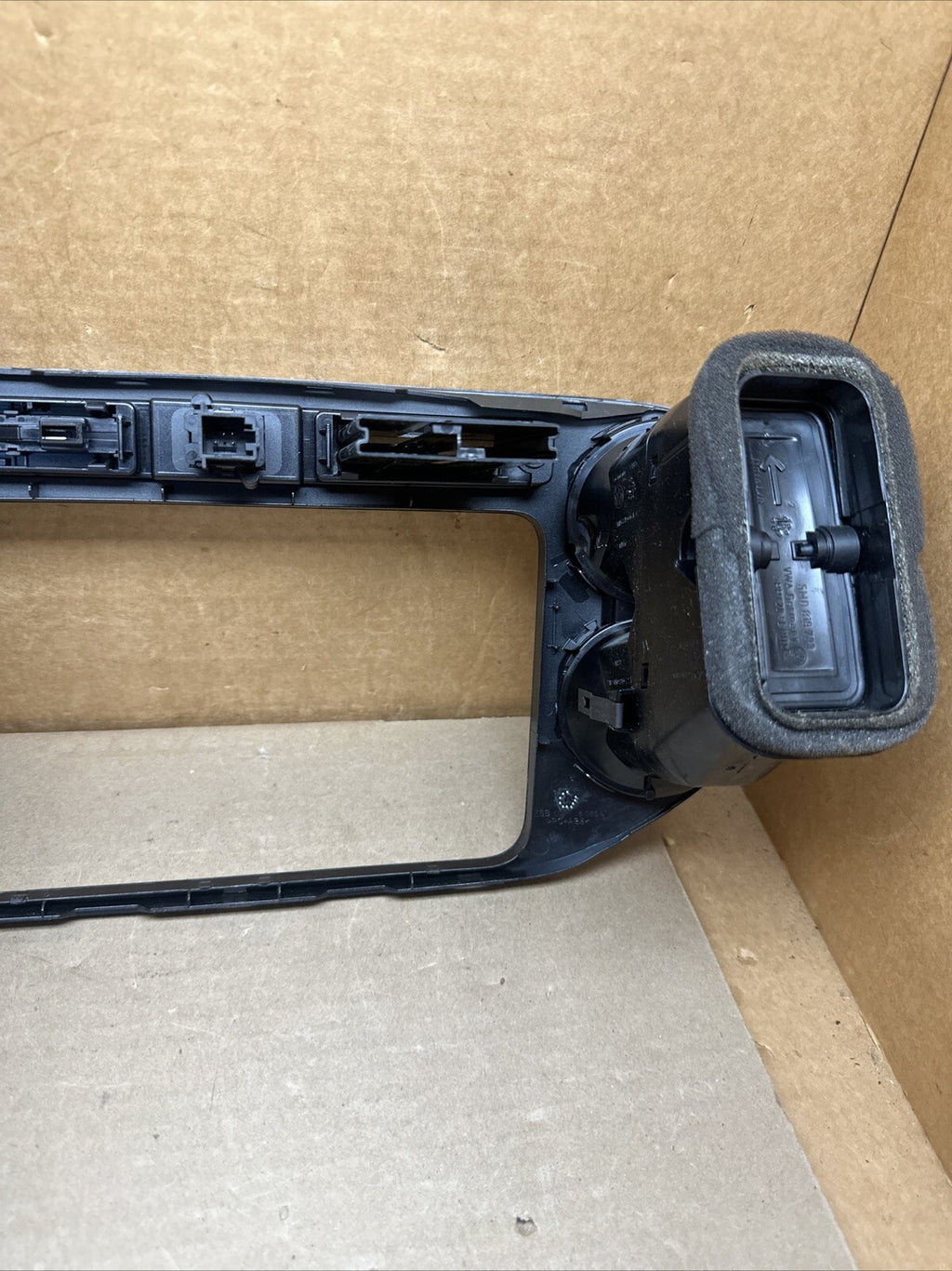 2012   2017 Volkswagen Tiguan Front Dashboard Radio Bezel 5N0858069JCIU OEM7