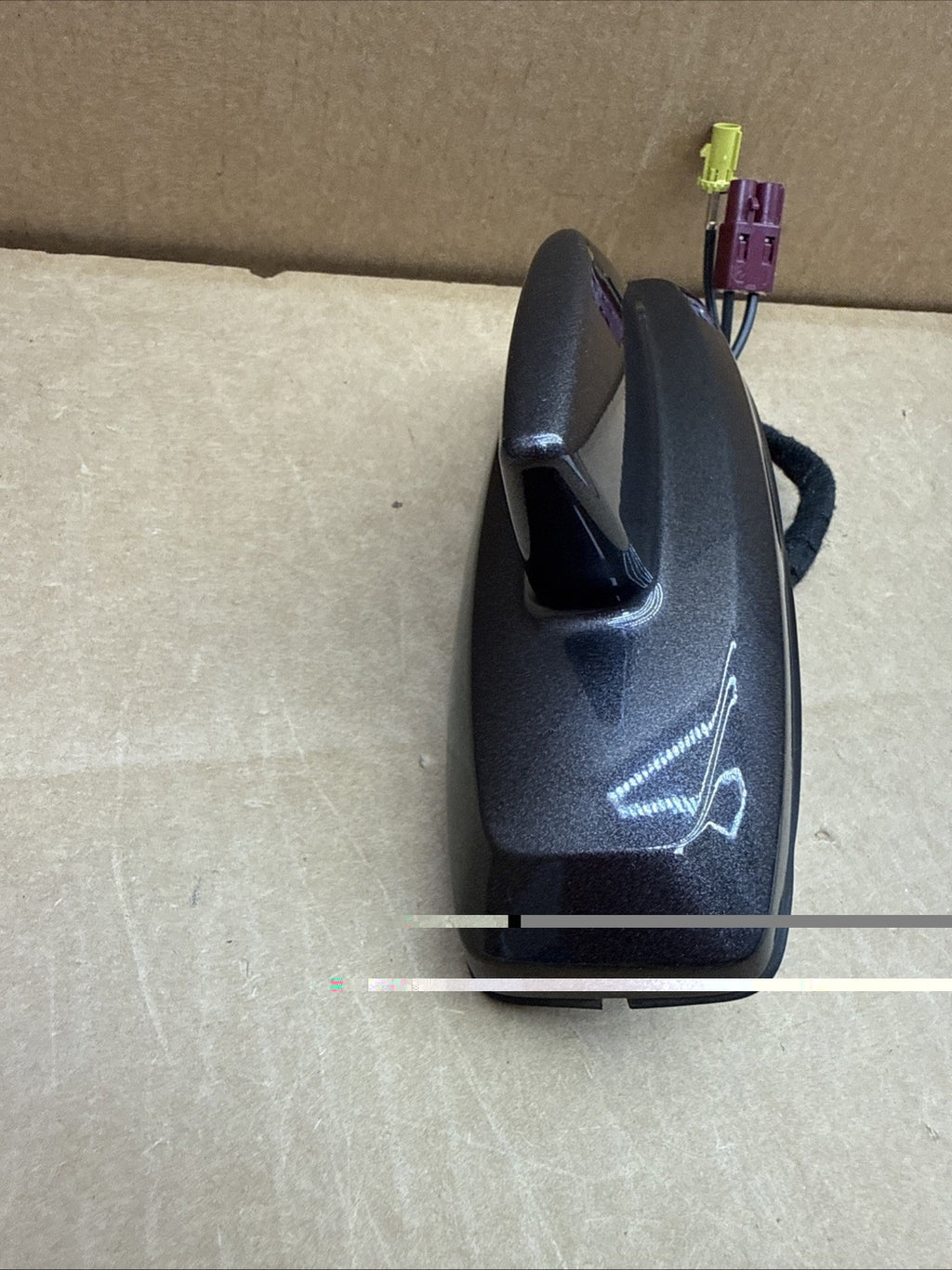 2015-2020 Escalade Tahoe Suburban Yukon Antenna Shark Fin Iridium 84081914 GXG6