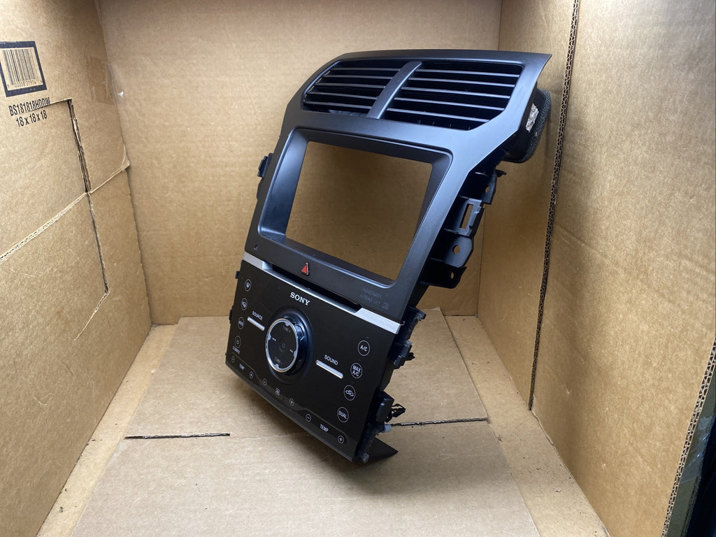 2011 2015 Ford Explorer 8" Radio Climate Control Panel Bezel DB5T 18A802 HD8